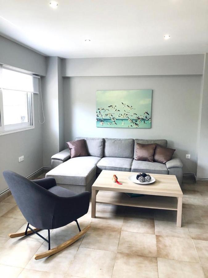 Charming Apartment In Faliro! アテネ エクステリア 写真